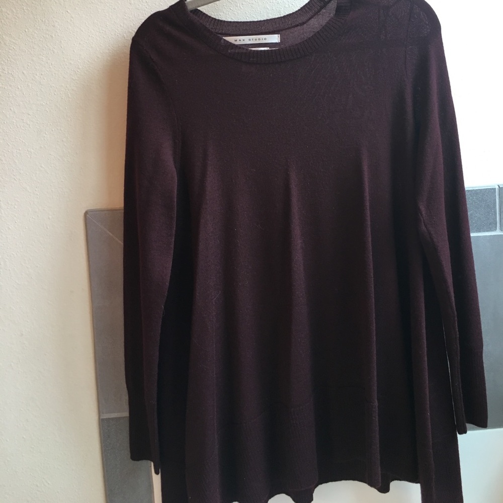 🆕 burgundy wool swing sweater