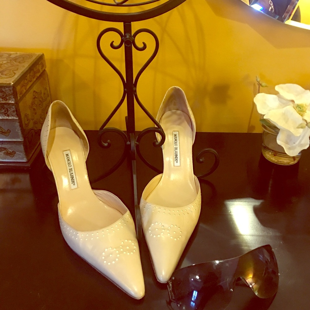 Cream Manolo Blahnik