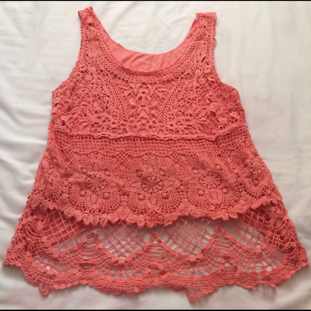 Crochet cropped tank top