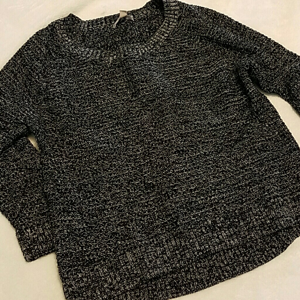 Banana Republic crop sweater size M