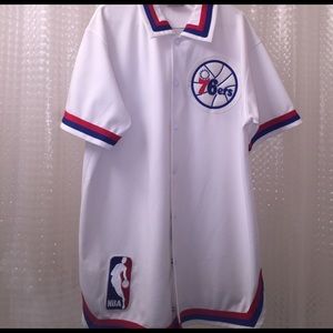 Philadelphia 76ers warm up jacket