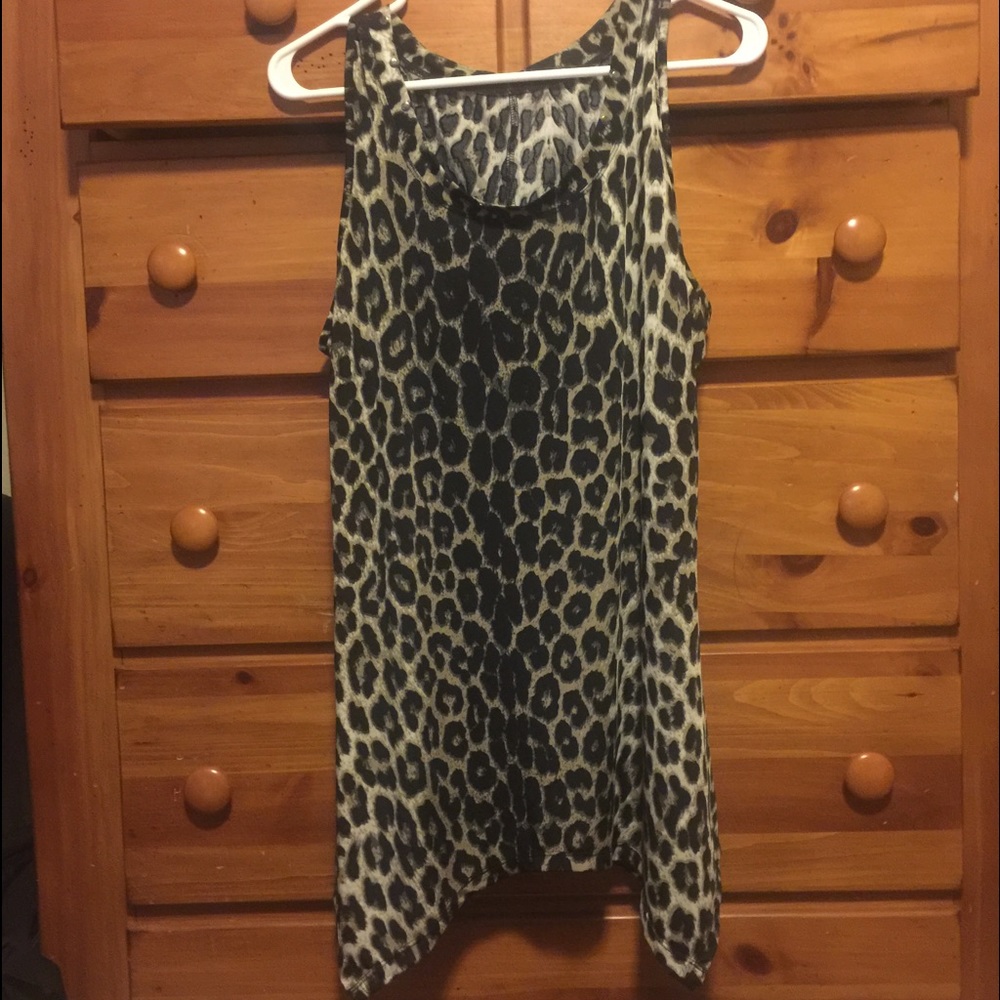 Leopard skin top, sexy and slimming