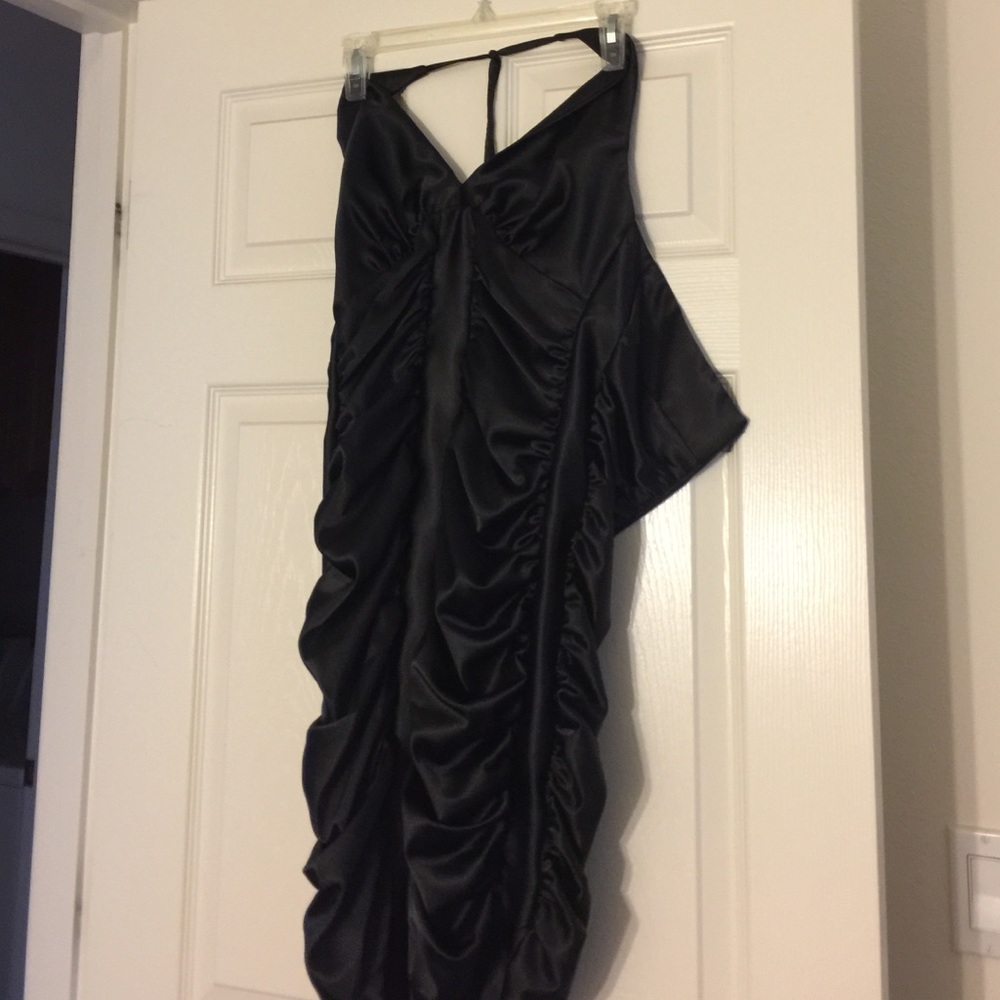 Black body Jessica McClintock dress