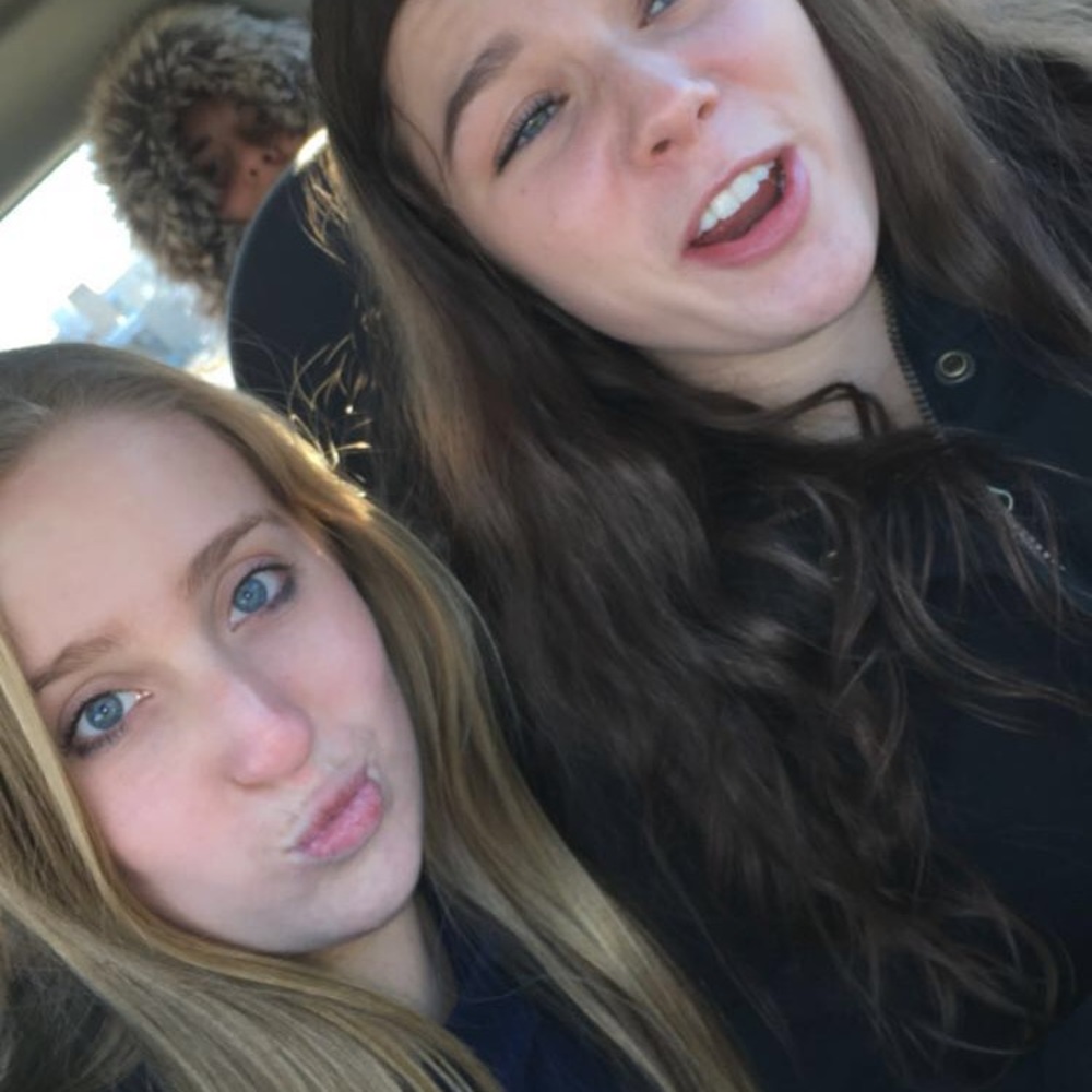 Meet your Posher, Caroline