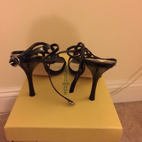 Max Studio sandals - Picture 4 of 4