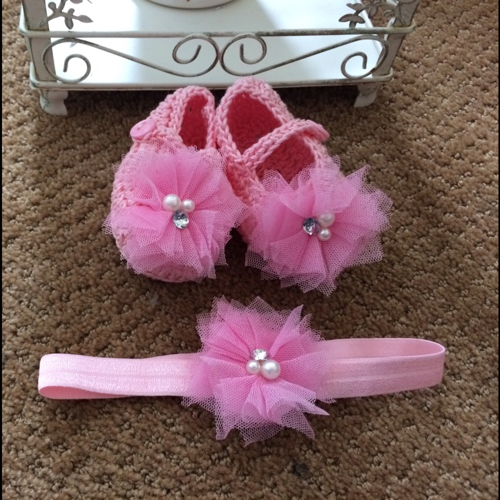 🎀BG booties and headband set🎀