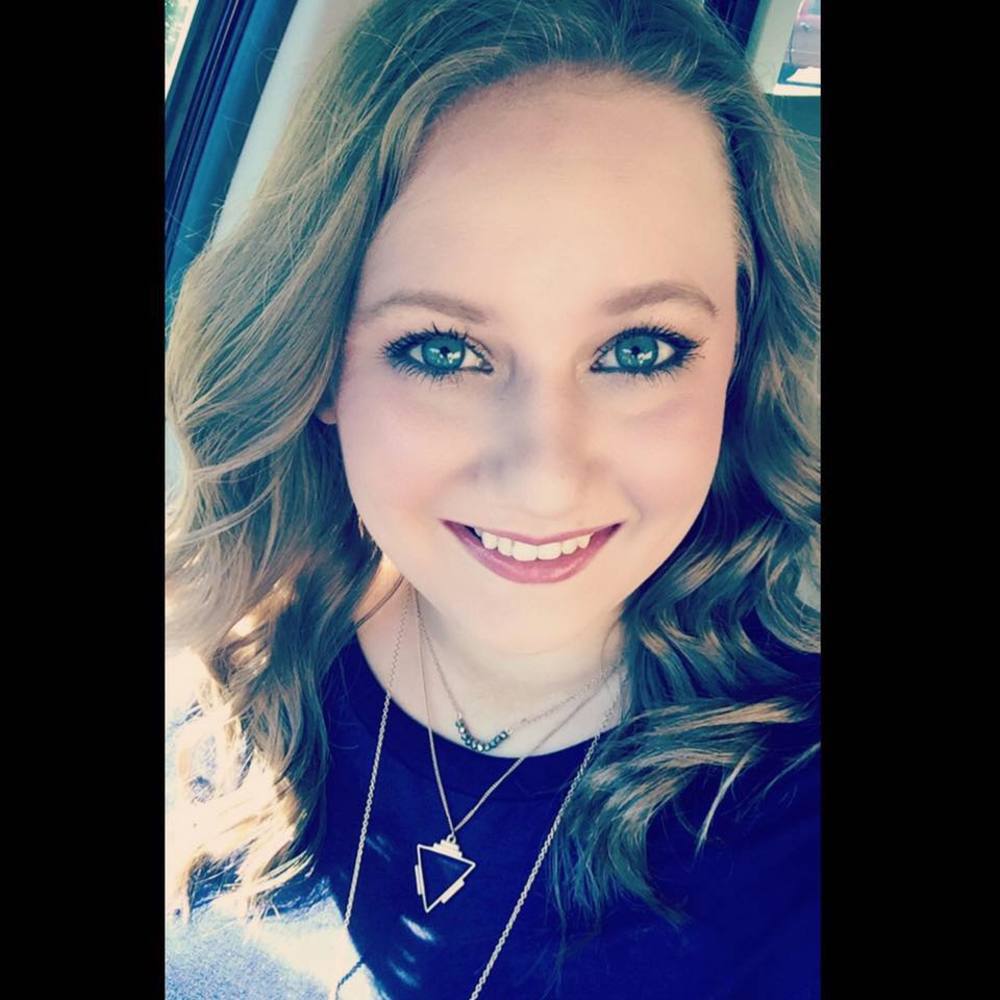 Meet your Posher, Amanda