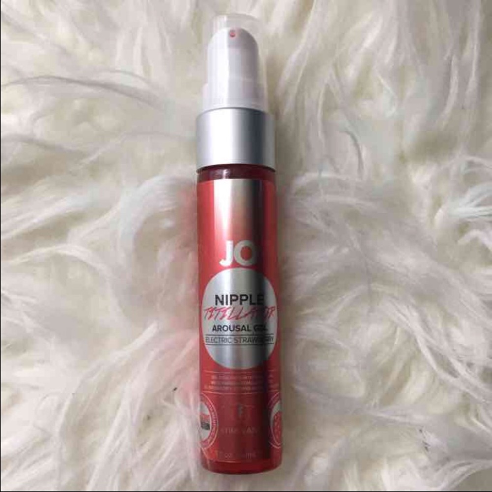Nipple arousal gel strawberry flavored