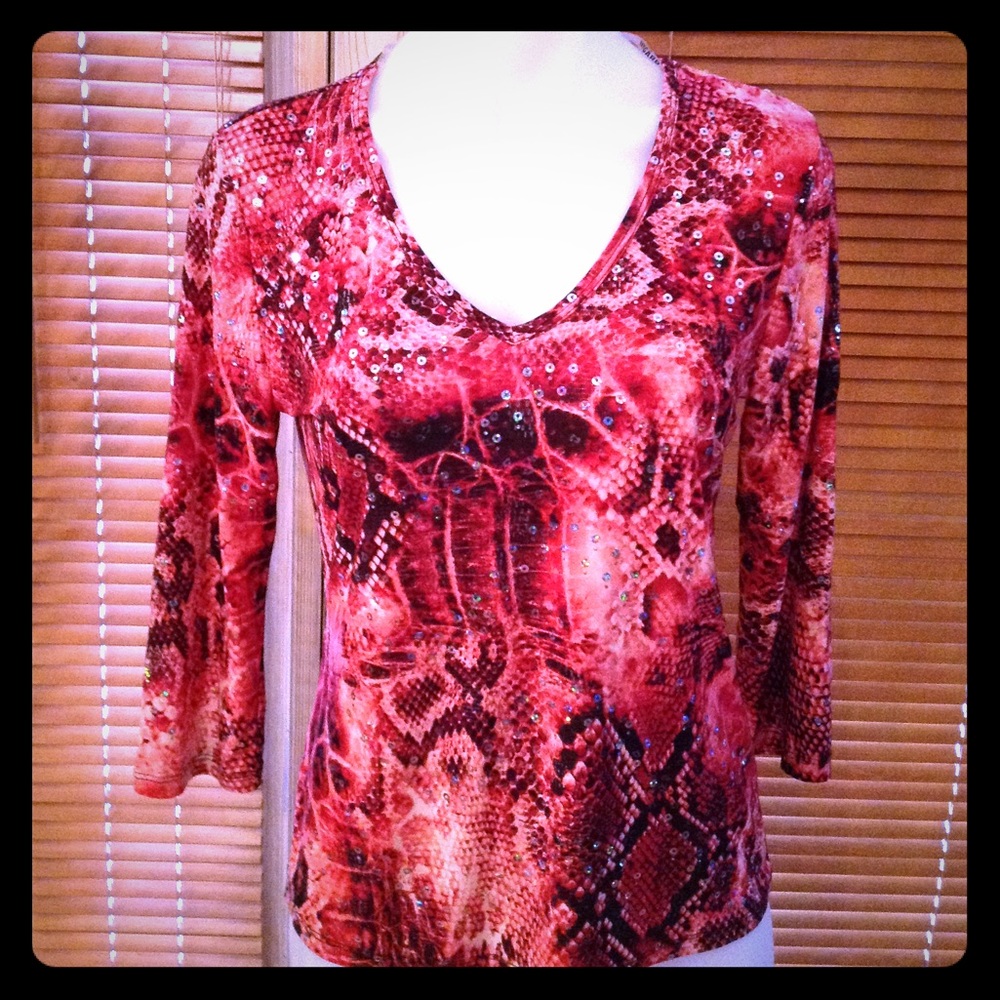 Beautiful Cocktail / Party / Holiday Top