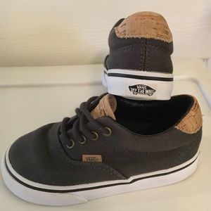 Toddler boys Vans shoes