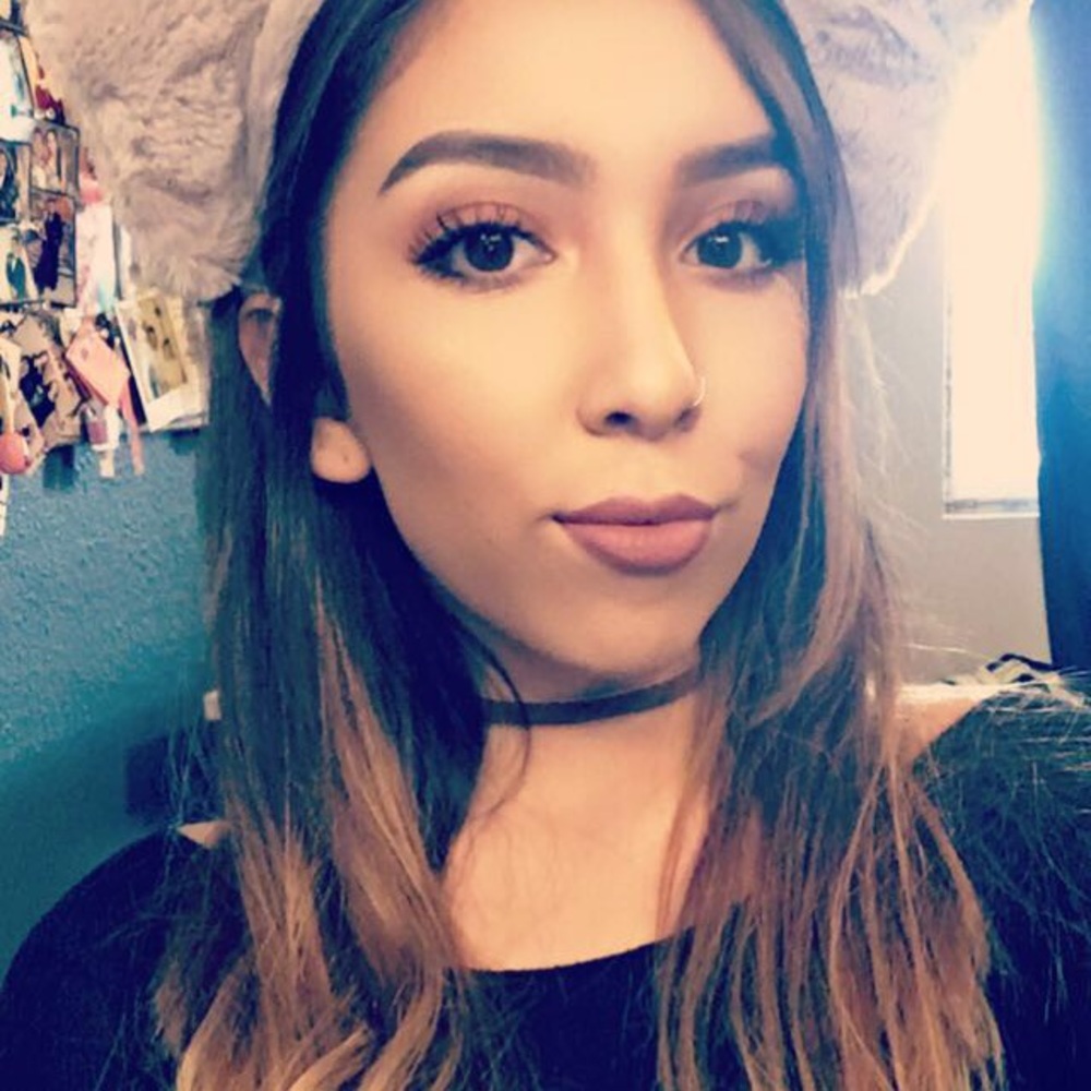 Meet your Posher, Alyssa