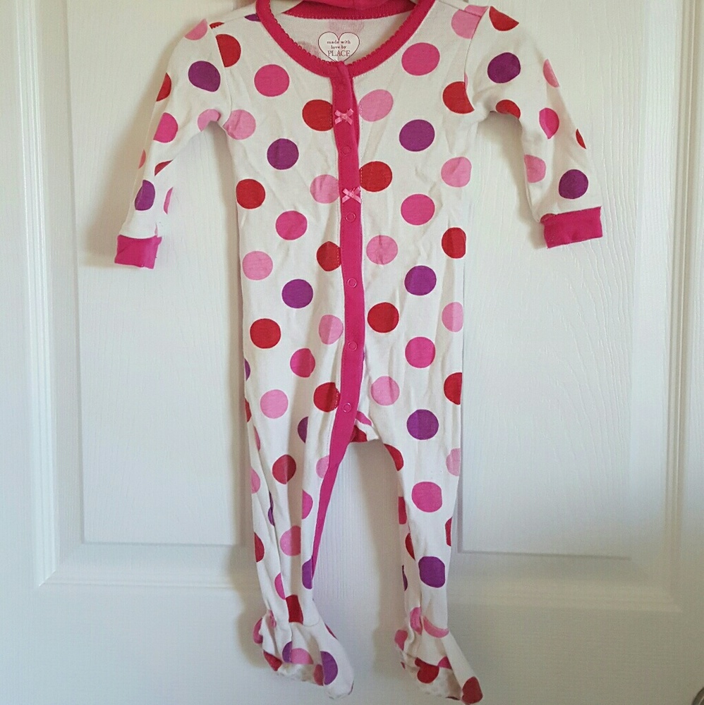 🚫SOLD🚫 2 Footed Pajamas (12-18 months)