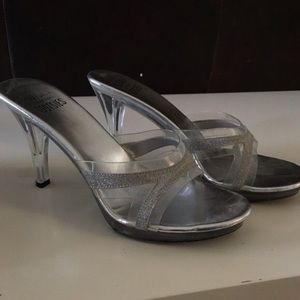 Mootsie tootsie heels