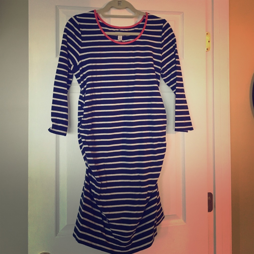 Old navy maternity dress