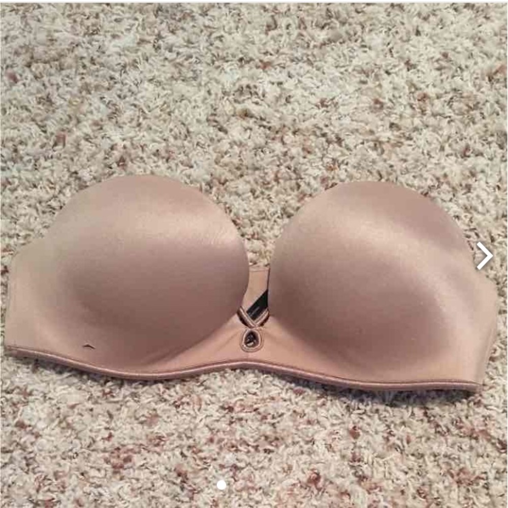 VS nude bra