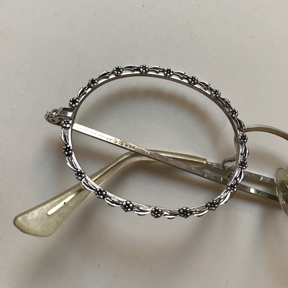 Beautiful Oval Silver Frames Vintage - image 2