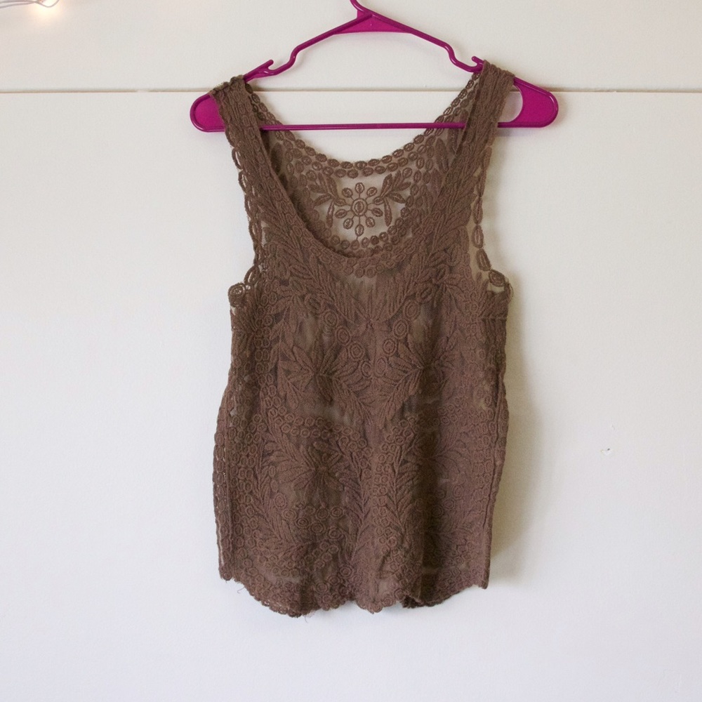 ☀️SALE☀️ Sheer lace tank!