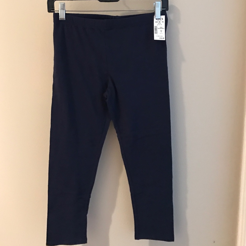 Basic cotton cropped legging. Never worn