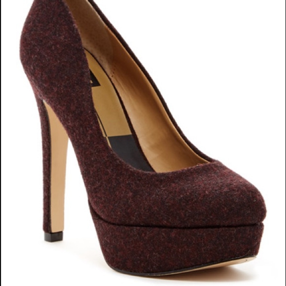 NWOT Dolce Vita Burgundy Wool Pumps!