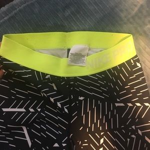 Nike Pro Crop workout tights