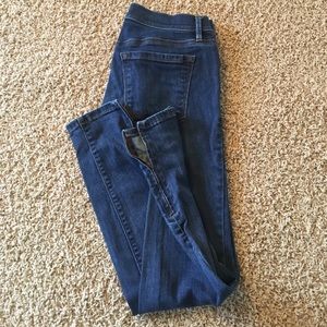 Loft jeans. No wear. Modern skinny ankle style.