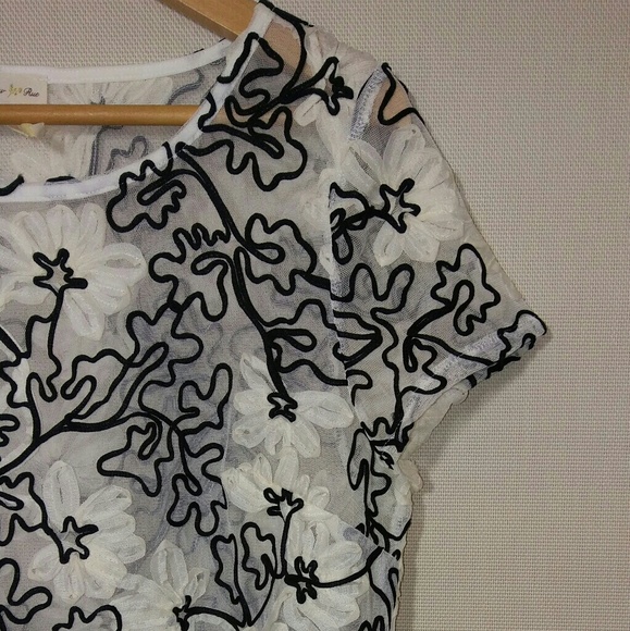 Anthropologie meadow rue top - Picture 3 of 4