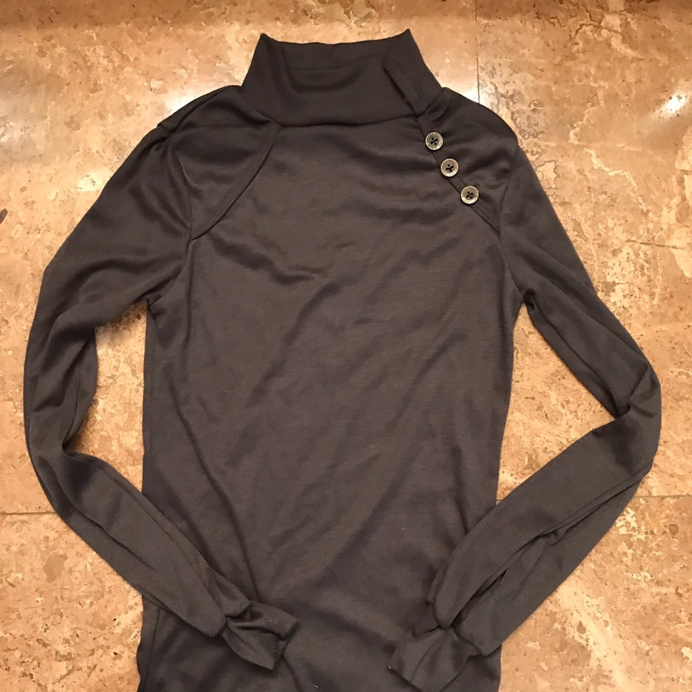 Charcoal grey long sleeve top small