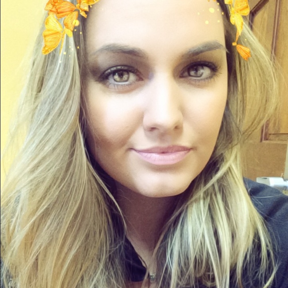 Meet your Posher, Kendall brooke