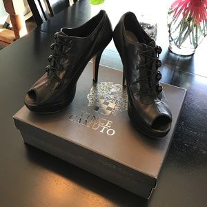 Vince Camino Size 9 Black Majesty Platform Bootie