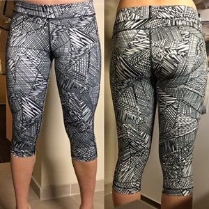 Black and White Workout Capris