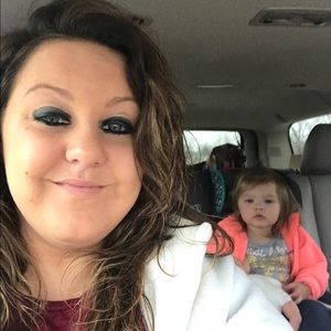 Meet your Posher, Kristen