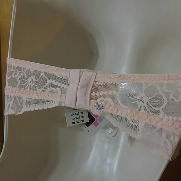VS PINK bralette - Picture 3 of 4