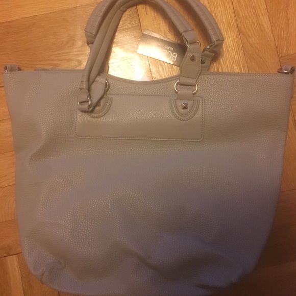 BCBG 3 Piece Convertible - Picture 2 of 4