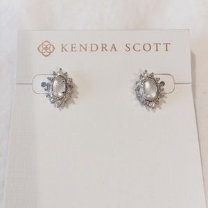'Kendra Scott' earring