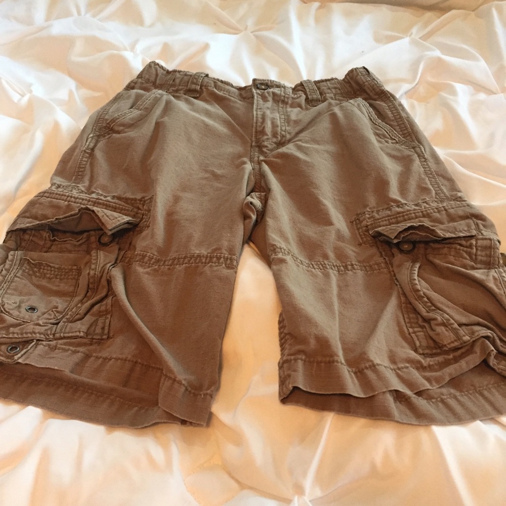 GAP cargo khaki shorts