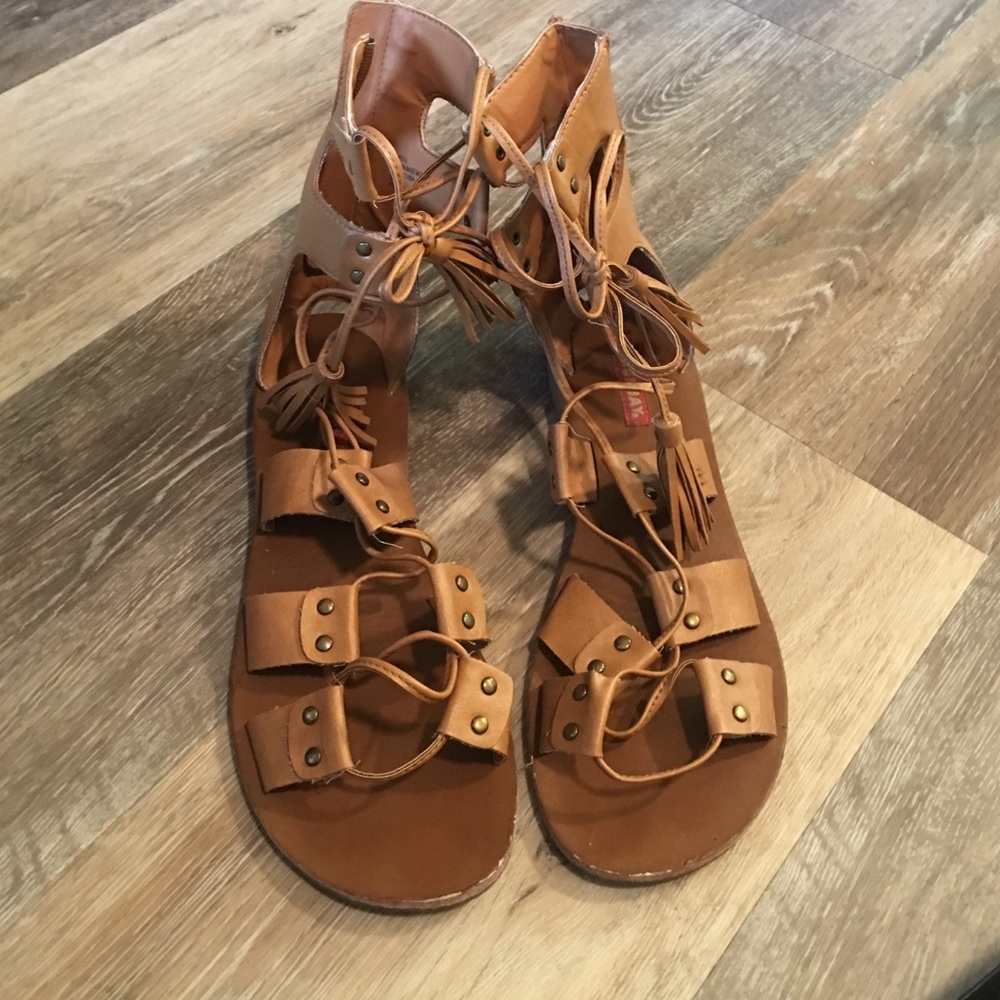 ☀️Gladiator lace up sandals☀️