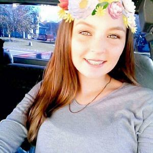 Meet your Posher, Destinee