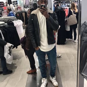 Meet your Posher, Oumar