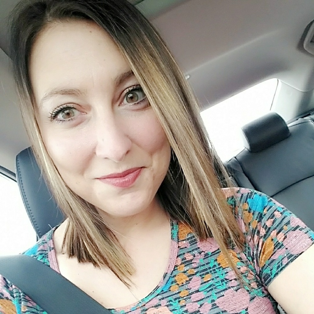 Meet your Posher, Amanda