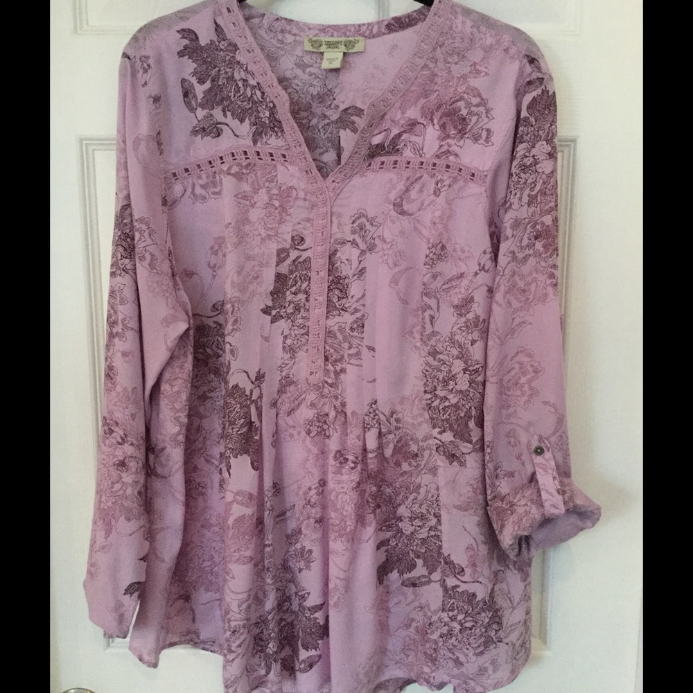 Vintage America blouse w/roll tab sleeves.