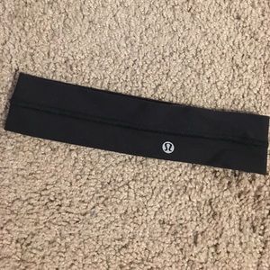Lululemon black 2inch thick headband