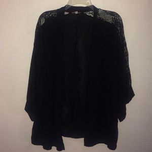 Gianni Bini/ Black Kimono style cardigan