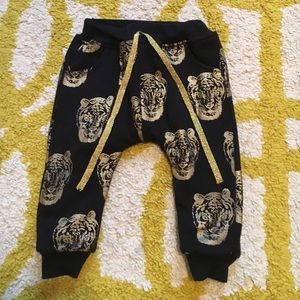 Leighton Alexander black fleece lined pants