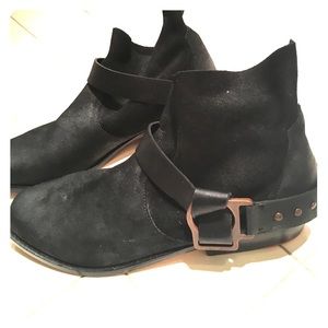 JOE'S brand black leather ankle boot with harness