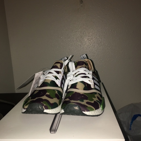 Bape nmd r1 Adidas originals (READ BIO) - Picture 2 of 4