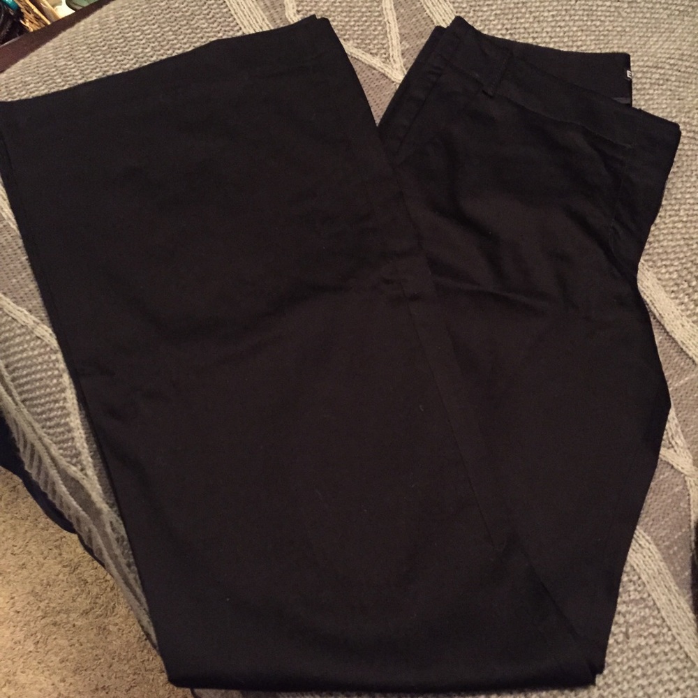 Express wide leg trousers in solid black