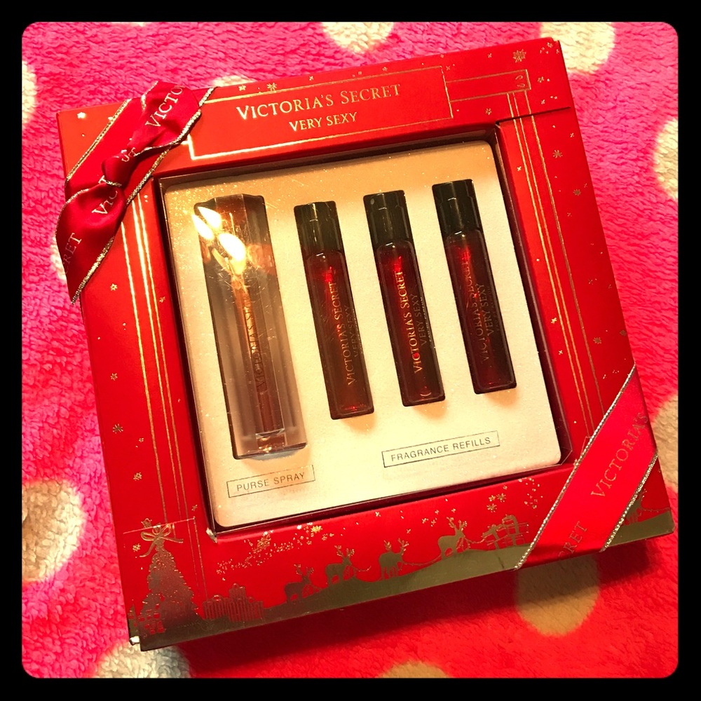 VS Purse Spray + Refills - Never Opened 🎀