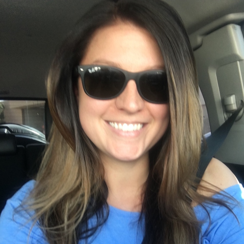 Meet your Posher, Cortney