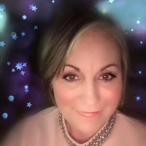 Meet your Posher, Phyllis