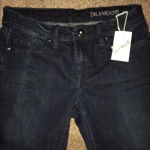 NWT dark blue jeans size 27
